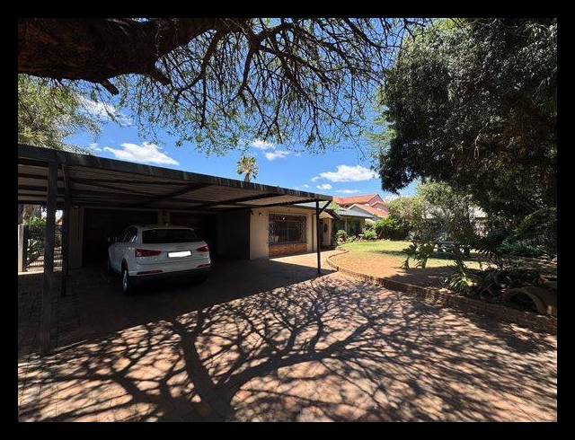 3 BEDROOM HOUSE FOR SALE IN GLEN MARAIS